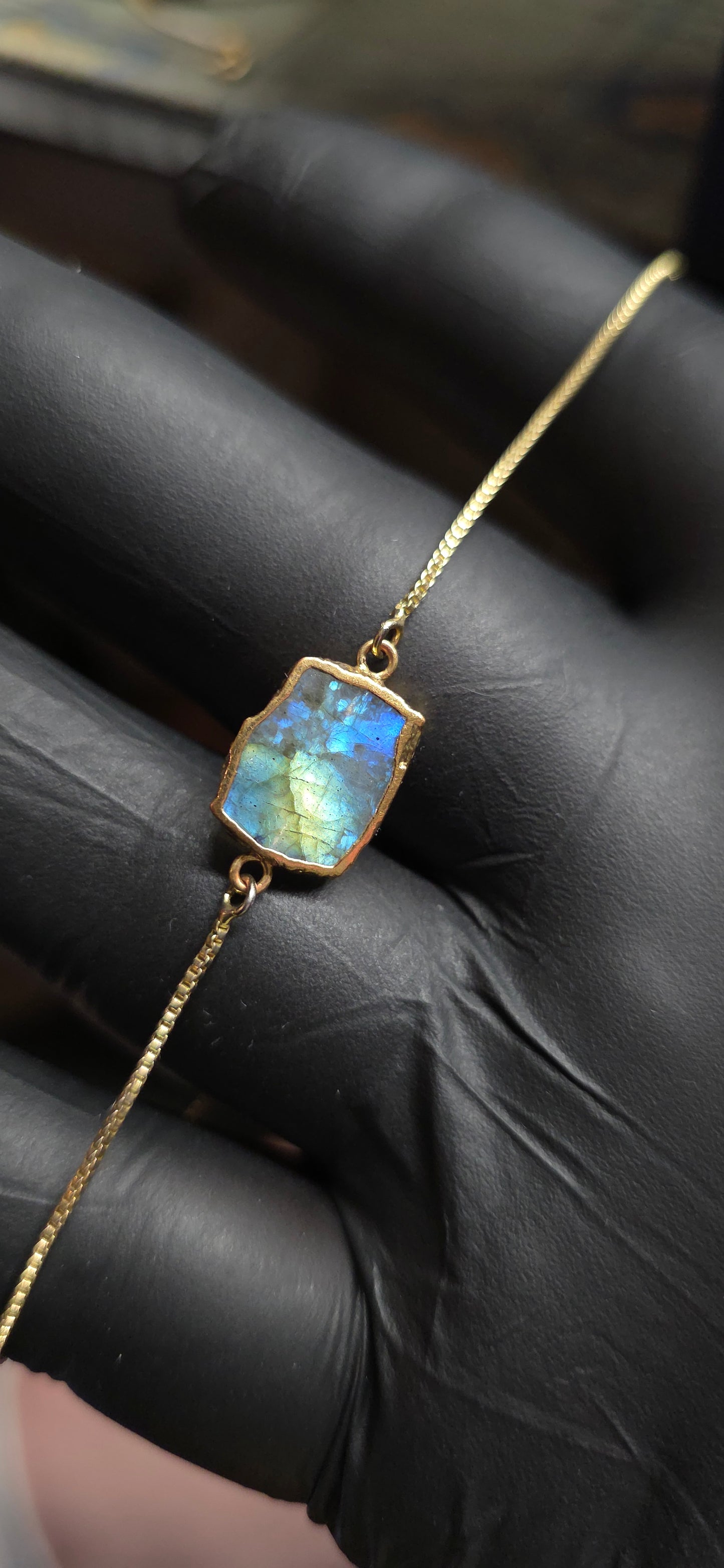 Vintage custome jewelry labradorite center stone bracelet