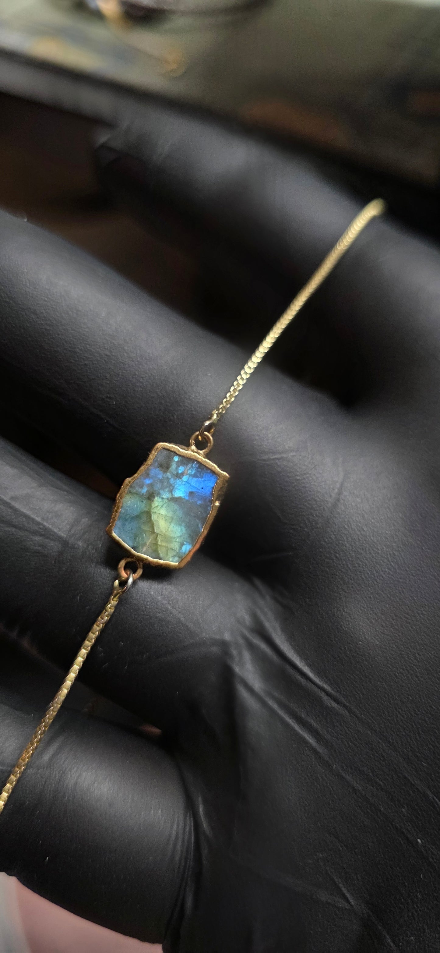 Vintage custome jewelry labradorite center stone bracelet