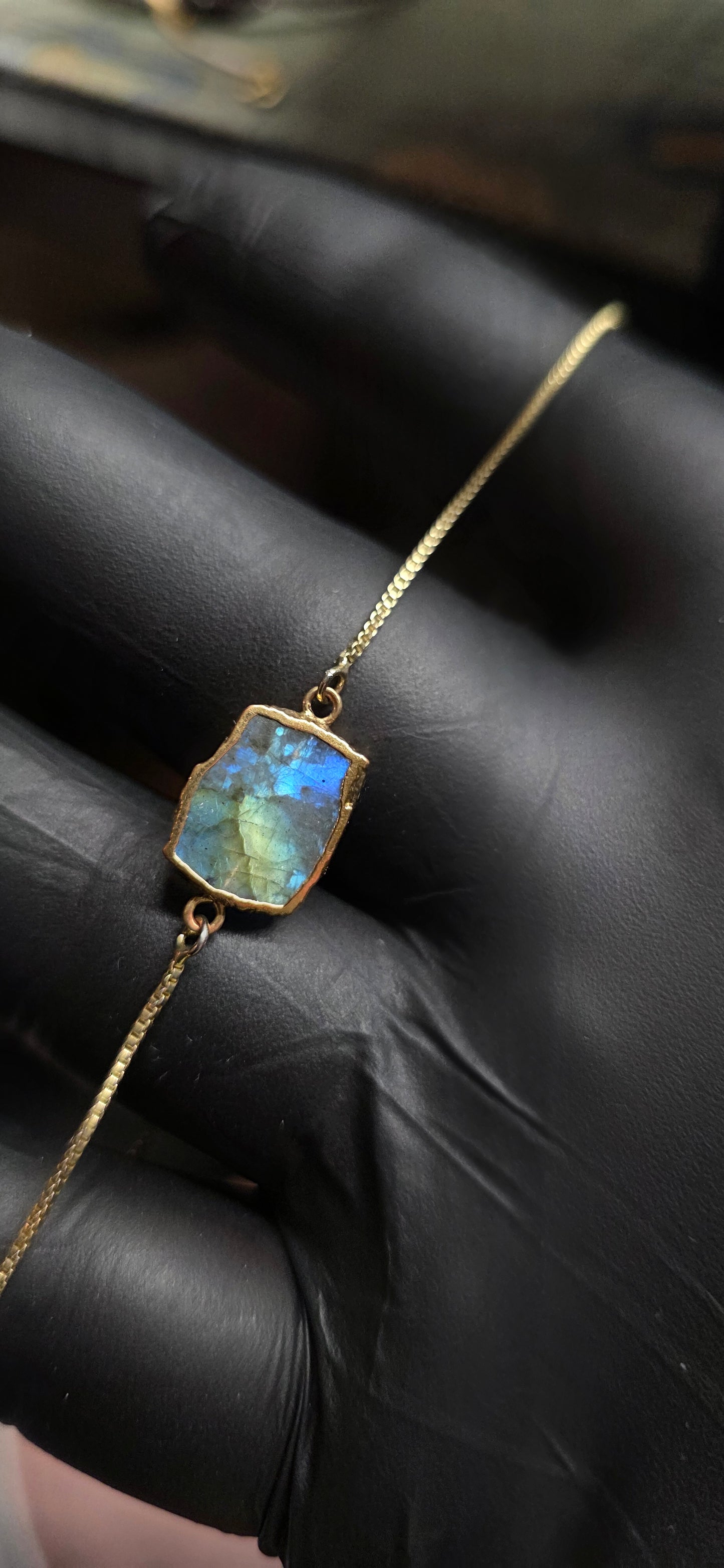 Vintage custome jewelry labradorite center stone bracelet