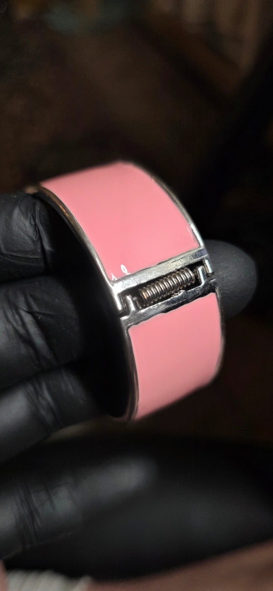 Old vintage pink Bracelet